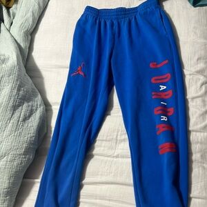 Jordan sweatpants. XL in boys